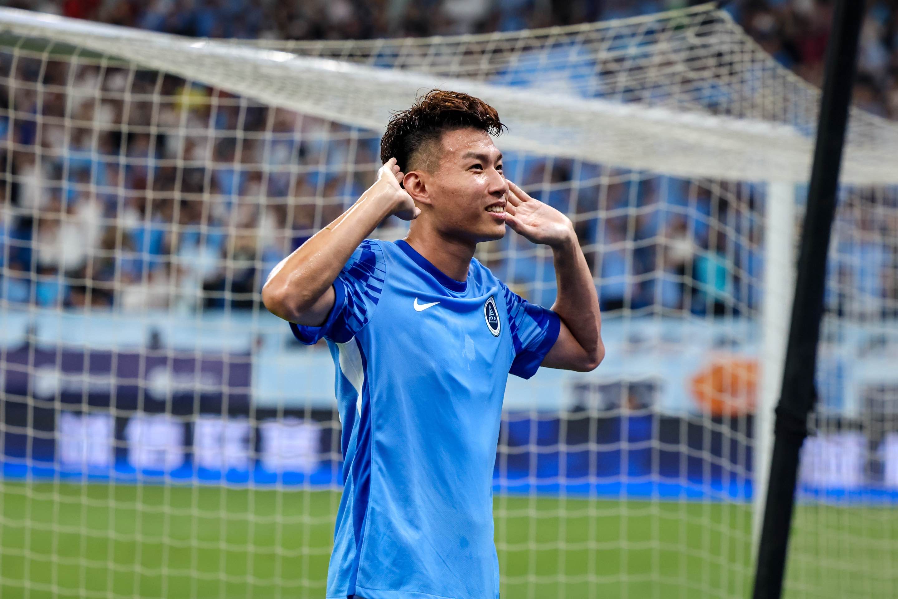 包含浙江队迎NBA季后赛关键赛；今晨官宣签约；信心回归；身体对抗强度拉满的词条